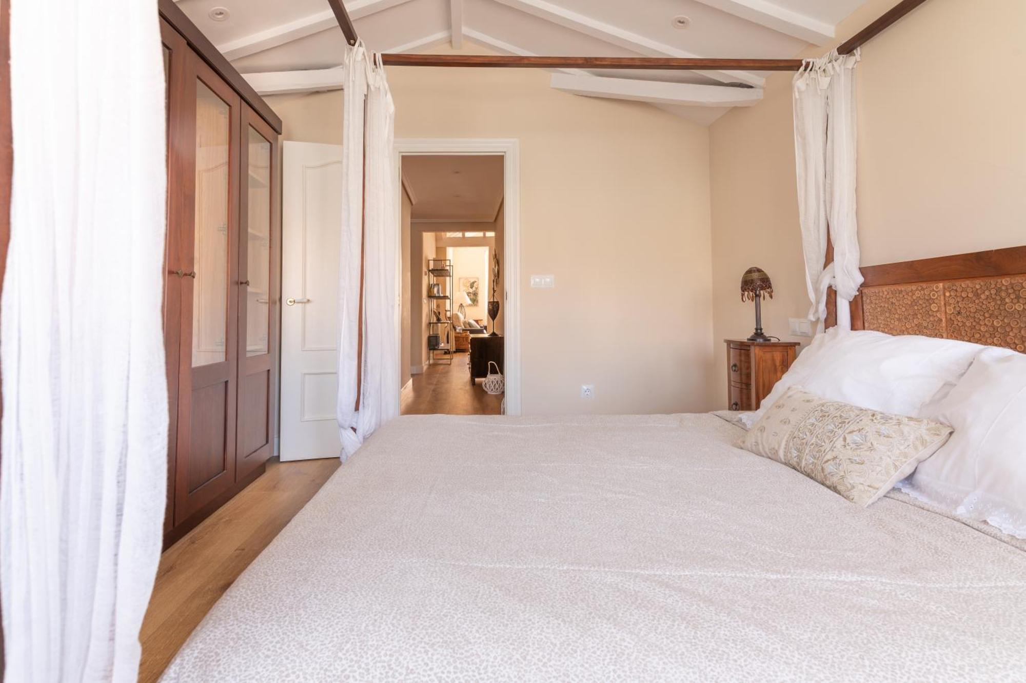 Clasico Y Espacioso Apartamento En Pleno Centro De Santander Appartement *